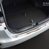 Kryt prahu zadn�ch dve�� Kia Ceed SW/Wagon -- od roku v�roby 2018-