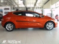 Bo�n� ochrann� li�ty dve�� typ 18 Kia Pro Cee�d 3dv. -- od roku v�roby 2013-